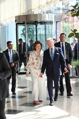 Swedish Royals Visit Mexico - Day 2 March 13, 2024, Mexico City, Mexico: Swedish Queen Silvia and Swedish King Carl XV arriving at the new engineering center of the telecommunications Swedish company Ericsson on the second day of the Swedish State visit to Mexico. on March 13, 2024 in Mexico City, Mexico. (Photo by Carlos Tischler Eyepix Group ABACAPRESS.COM) Mexico City Mexico  Copyright: xTischlerxCarlos Eyepix ABACAx