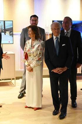 Swedish Royals Visit Mexico - Day 2 March 13, 2024, Mexico City, Mexico: Swedish Queen Silvia and Swedish King Carl XV take a tour during the opening of the new engineering center of the telecommunications Swedish company Ericsson on the second day of the Swedish State visit to Mexico. on March 13, 2024 in Mexico City, Mexico. (Photo by Carlos Tischler Eyepix Group ABACAPRESS.COM) Mexico City Mexico  Copyright: xTischlerxCarlos Eyepix ABACAx