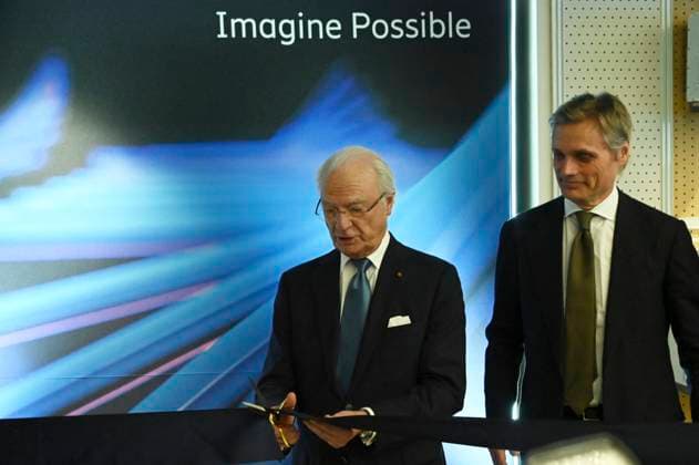 Swedish Royals Visit Mexico - Day 2 March 13, 2024, Mexico City, Mexico: Swedish King Carl XVl cutting the ribbon to inaugurate the new engineering center of the telecommunications Swedish company Ericsson on the second day of the Swedish State visit to Mexico. on March 13, 2024 in Mexico City, Mexico. (Photo by Carlos Tischler Eyepix Group ABACAPRESS.COM) Mexico City Mexico  Copyright: xTischlerxCarlos Eyepix ABACAx