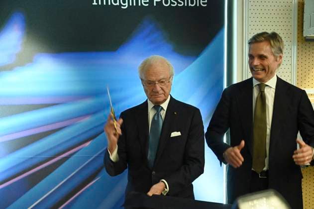 Swedish Royals Visit Mexico - Day 2 March 13, 2024, Mexico City, Mexico: Swedish King Carl XVl cutting the ribbon to inaugurate the new engineering center of the telecommunications Swedish company Ericsson on the second day of the Swedish State visit to Mexico. on March 13, 2024 in Mexico City, Mexico. (Photo by Carlos Tischler Eyepix Group ABACAPRESS.COM) Mexico City Mexico  Copyright: xTischlerxCarlos Eyepix ABACAx
