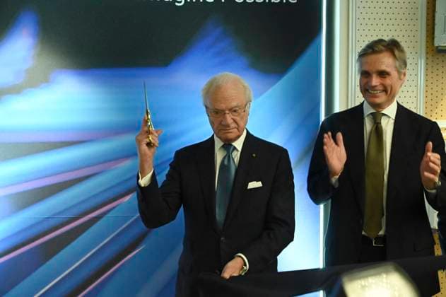 Swedish Royals Visit Mexico - Day 2 March 13, 2024, Mexico City, Mexico: Swedish King Carl XVl cutting the ribbon to inaugurate the new engineering center of the telecommunications Swedish company Ericsson on the second day of the Swedish State visit to Mexico. on March 13, 2024 in Mexico City, Mexico. (Photo by Carlos Tischler Eyepix Group ABACAPRESS.COM) Mexico City Mexico  Copyright: xTischlerxCarlos Eyepix ABACAx