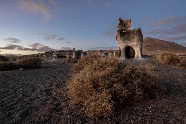 Creative Highlights World  Stratified City, Ciudad estraticicada, Antigua Rofera de Teseguite, Lanzarote, Kanarische Inseln, Spanien, Europa *** stratified City, Ciudad estraticicada, Antigua Rofera de Teseguite, Lanzarote, Canary Islands Islands, Spain, Europe Copyright: imageBROKER/SonjaxJordan ibxjor10325019.jpg