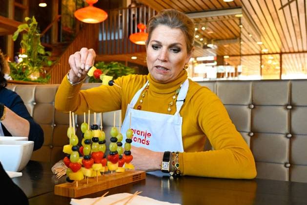 Entertainment Themen der Woche KW11 Entertainment Bilder des Tages 15-03-2024 NLDoet Queen Maxima participated in NLdoet of the Oranje Fonds by voluntering with a high tea and snacks in a kitchen for vulnerable local residents in Badhoevedorp. Â  Copyright: xPPEx