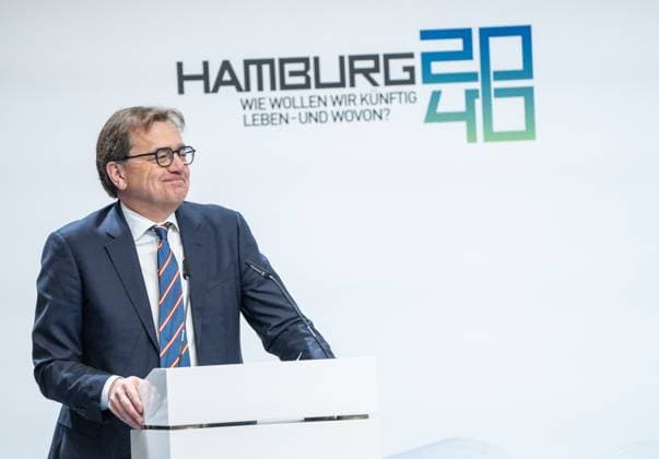 Canada Germany Hydrogen and Ammonia Producer Offtaker Conference in Hamburg Jonathan Wilkinson, Minister of Energy and Natural Resources Canada, delivers a speech at the Hamburg Chamber of Commerce Canada Germany Hydrogen and Ammonia Producer Offtaker Conference in Hamburg Jonathan Wilkinson, Ministe