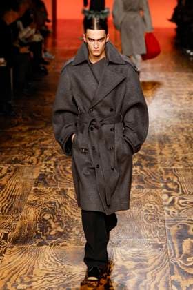 Bottega Veneta Fall 2024 Ready-to-Wear Collection Bottega Veneta Fall Winter 2024 Ready-to-Wear Collection Autumn-Winter 2024 fashion show at Milan Fashion Week in Milan, Italy in February 2024. CAP GOL GOL London United Kingdom Copyright: xRickxGold CapitalxPicturesx