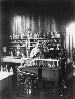 THOMAS EDISON (1847-1931). American inventor. Photographed in his chemical laboratory, West Orange, New Jersey, in 1888.  Copyright: xGRANGERx xGRANGERx 0003882