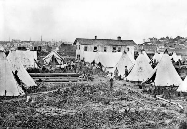 CIVIL WAR: CONTRABAND. A camp of freed slaves (contraband) at Richmond, Virginia. Photograph by Mathew Brady, 1865.  Copyright: xGRANGERx xGRANGERx 0005900
