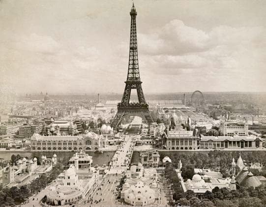 PARIS: EIFFEL TOWER, 1900. The Eiffel Tower, photographed at the time of the Universal Exposition at Paris in 1900.  Copyright: xGRANGERx xGRANGERx 0009471