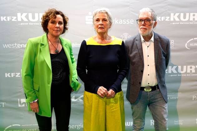 Steffi Neu, Gerburg Jahnke and Wolfgang Trepper at the Recklinghäuser Hurz comedy award ceremony at the Ruhrfestspielhaus Recklinghausen, 18 03 2024 Foto:xT.xSchröerx xFuturexImagex hurz_4314