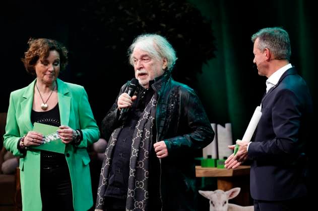 Steffi Neu, Bernhard Paul and Christoph Tesche at the Recklinghäuser Hurz comedy award ceremony at the Ruhrfestspielhaus Recklinghausen, 18 03 2024 Foto:xT.xSchröerx xFuturexImagex hurz_4366