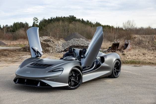 Bilder des Jahres 2024, News 03 März News Themen der Woche KW12 News Bilder des Tages First ever McLaren Elva made tipped to sell for bargain Â£939,000 despite having done only FIVE MILES Story from Jam Press (Low Mileage McLaren) Pictured: The first ever built 2022 McLaren Elva. First ever McLaren Elva made tipped to sell for bargain Â£939,000 despite having done only FIVE MILES The first ever McLaren Elva made is tipped to sell for a bargain Â£939,000 despite having done less than FIVE MILES. The 203mph supercar has the chassis number one and was one of only 149 built. The plush, matt grey motor has a four litre, twin-turbocharged 804 bhp engine. It can do 0-60mph in a staggering 2.8 seconds. Brand new it would have cost Â£1.42million when it was made in 2022. But it is being sold at auction by RM Sotheby™s with  Copyright: xJamxPress PeterxSinghof CourtesyxofxRMxSotheby s