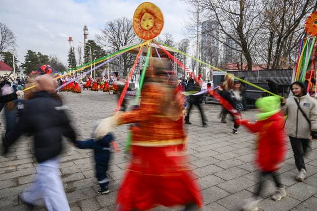 RUSSIA EXPO. Maslenitsa Week 8642958 17.03.2024 The International RUSSIA EXPO Forum and Exhibition. Maslenitsa festivities. Vladimir Astapkovich host photo agency: RIA Novosti Moscow Russia  Copyright: xVladimirxAstapkovichx
