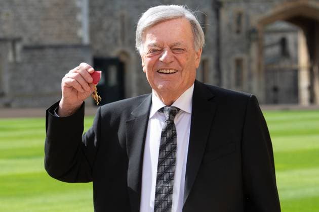 . 20 03 2024. Windsor, United Kingdom. Radio broadcaster Tony Blackburn with his OBE after an Investiture at Windsor Castle, United Kingdom.  xPoolx xi-Imagesx IIM-25077-0001