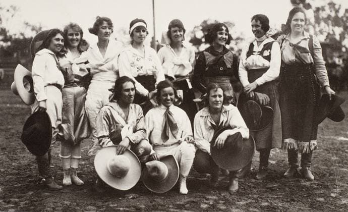 COWGIRLS, 1910. Female rodeo performers, c1910, in the American Southwest. Photographed by Erwin Evans Smith (1886-1947).  Copyright: xGRANGERx xGRANGERx 0039315