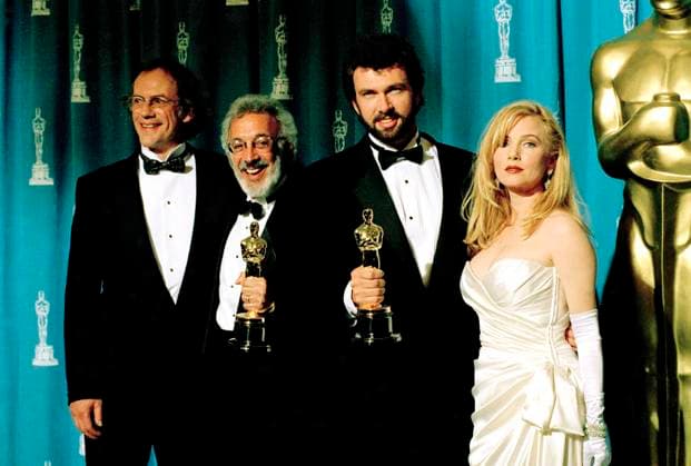 Stan Winston Stan Winston, American make-up & visual effects artist. With other winners of Oscar s for Make-up & Visual effects for the film Terminator 2 : Judgment Day Date: 30.03.1992, Credit:Gary Lee Avalon United States, Hollywood  Copyright: xGaryxLeex xAvalonx 0559536223