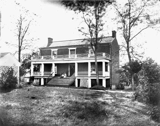 CIVIL WAR: APPOMATTOX. Surrender at Appomattox Court House, Virginia, April 9, 1865. Appomattox Court House, also known as the McLean house, where General Lee surrendered to General Grant. Photographed by Timothy H. O Sullivan in 1865.  Copyright: xGRANGERx xGRANGERx 0047923
