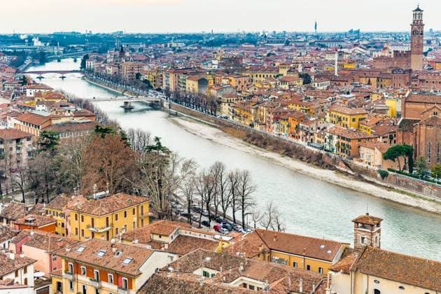 Romantic Verona in Italy Verona, romantic winter in Italian city Copyright: xZoonar.com GoneWithTheWindx 9208223