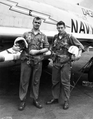 VIETNAM WAR: U.S. AVIATORS. Lieutenant Guy Freeborn and Radar Intercept Officer Robert Elliot who fly a F-4B Phantom II fighter bomber deployed aboard the aircraft carrier USS Constellation, August 1967.  Copyright: xGRANGERx xGRANGERx 0078399