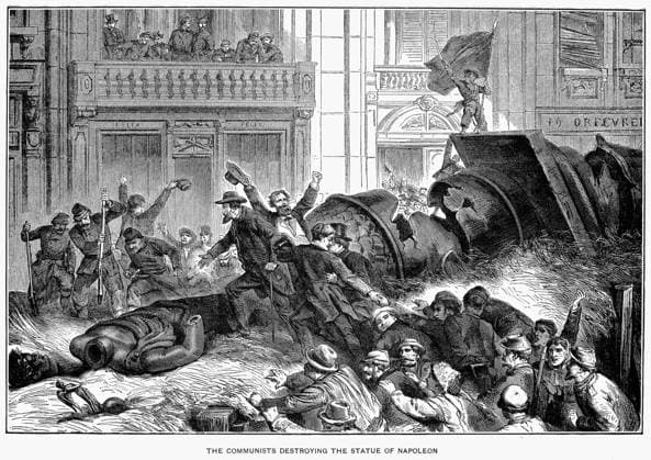 PARIS COMMUNE, 1871. The Communists destroying the statue of Napoleon. Line engraving, 19th century.  Copyright: xGRANGERx xGRANGERx 0078928