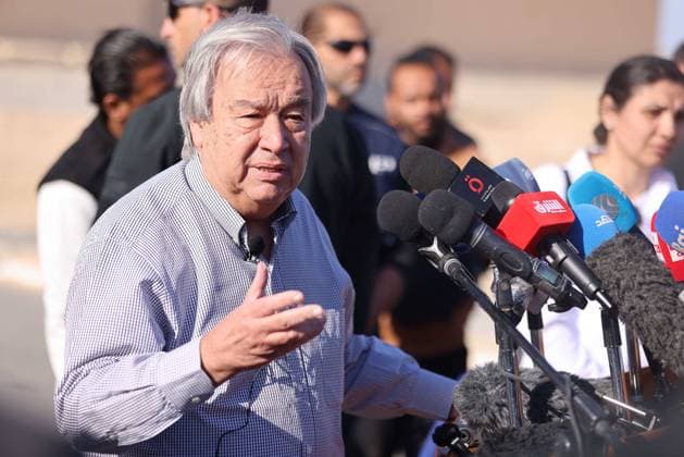 Bilder des Jahres 2024, News 03 März News Themen der Woche KW12 News Bilder des Tages (240324) -- RAFAH CROSSING, March 24, 2024 -- United Nations (UN) Secretary-General Antonio Guterres speaks at the Egyptian side of the Rafah border crossing on March 23, 2024. Guterres reiterated his call for an immediate ceasefire in the besieged Palestinian enclave. (Photo by Xinhua) EGYPT-RAFAH CROSSING-ANTONIO GUTERRES-VISIT MohamedxAhmed 