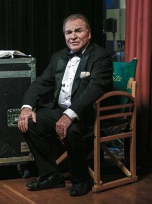 Fritz Wepper bei Dreharbeiten zur ARD Kult Serie - Um Himmels Willen Datum: 21.10.2015 *** Fritz Wepper filming the ARD cult series Um Himmels Willen Date 21 10 2015