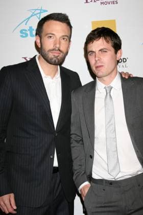 Hollywood Film Festival 11th Annual Hollywood Awards Gala - Los Angeles, CA Ben & Casey Affleck Hollywood Film Festival 11th Annual Hollywood Awards Gala Beverly Hilton Hotel Beverly Hills, CA October 22, 2007 2007 Kathy Hutchins Hutchins Photo Los Angeles CA USA EDITORIAL USE ONLY Copyright: xx KathyxHutchinsx khphotos087940