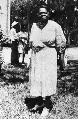MARY MCLEOD BETHUNE (1875-1955). American educator and civil rights leader. Undated photograph.  Copyright: xGRANGERx xGRANGERx 0171899
