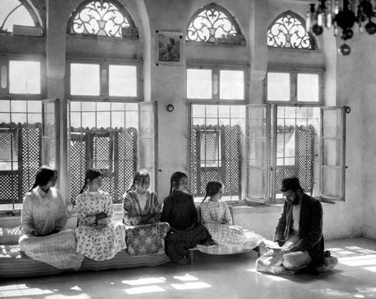 Palestine: Children and teacher at a Samaritan school in Nablus, c. 1920 Palestine (Arabic: ÙÙ Ø³Ø·ÙäÙÜŽ Filasá¹­Ä«n, Falasá¹­Ä«n, Filisá¹­Ä«n; Greek: Î Î±Î»Î±Î¹ÏƒÏ Î¯Î½Î·, PalaistinÄ ; Latin: Palaestina; Hebrew: ×¤×œ× ×ª×™× × Palestina) is a n ame given to the geographic region between the Mediterranean Sea and the Jordan River. The region is also known as the Land of Israel (Hebrew: ××¨×¥Ö¾×™× ×¨××œ Eretz-Yisra el), the Holy Land and the Southern Levant.<br ><br > In 1832 Palestine was conquered by Muhammad Ali s Egypt, but in 1840 Britain intervened and returned control of the Levant to the Ottomans in return for further capitulations. The end of the 19th century saw the beginning of Zionist immigration and the Revival of the Hebr Copyright: xxPicturesxFromxHistoryx