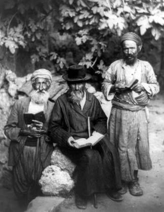 Palestine: Jews in Arab and European garb in Jerusalem, 1895 Palestine (Arabic: ÙÙ Ø³Ø·ÙäÙÜŽ Filasá¹­Ä«n, Falasá¹­Ä«n, Filisá¹­Ä«n; Greek: Î Î±Î»Î±Î¹ÏƒÏ Î¯Î½Î·, PalaistinÄ ; Latin: Palaestina; Hebrew: ×¤×œ× ×ª×™× × Palestina) is a name given to the geographic region between the Mediterranean Sea and the Jordan River. The region is also known as the Land of Israel (Hebrew: ××¨×¥Ö¾×™× ×¨××œ Eretz-Yisra el), the Holy Land and the Southern Levant.<br ><br > In 1832 Palestine was conquered by Muhammad Ali s Egypt, but in 1840 Britain intervened and returned control of the Levant to the Ottomans in return for further capitulations. The end of the 19th century saw the beginning of Zionist immigration and the Revival of the Hebrew language. Copyright: xxPicturesxFromxHistoryx