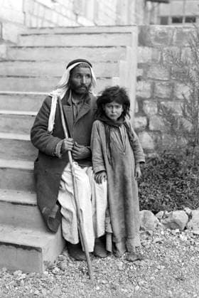 Palestine: A blind Palestinian man with a young girl, possibly his daughter, c. 1910 Palestine (Arabic: ÙÙ Ø³Ø·ÙäÙÜŽ Filasá¹­Ä«n, Falasá¹­Ä«n, Filisá¹­Ä«n; Greek: Î Î±Î»Î±Î¹ÏƒÏ Î¯Î½Î·, PalaistinÄ ; Latin: Palaestina; Hebrew: ×¤×œ× ×ª×™× × Palestina) is a name given to the geographic region between the Mediterranean Sea and the Jordan River. The region is also known as the Land of Israel (Hebrew: ××¨×¥Ö¾×™× ×¨××œ Eretz-Yisra el), the Holy Land and the Southern Levant.<br ><br > In 1832 Palestine was conquered by Muhammad Ali s Egypt, but in 1840 Britain intervened and returned control of the Levant to the Ottomans in return for further capitulations. The end of the 19th century saw the beginning of Zionist immigration and the Revival Copyright: xxPicturesxFromxHistoryx