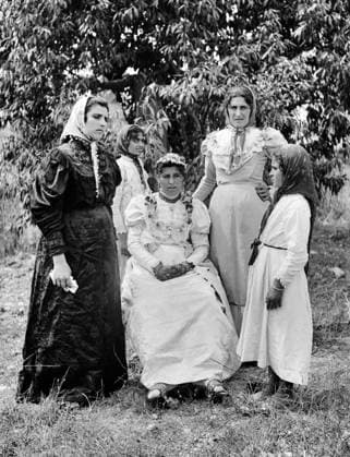 Palestine: A young bride with her family and friends, Nazareth, c. 1910 Palestine (Arabic: ÙÙ Ø³Ø·ÙäÙÜŽ Filasá¹­Ä«n, Falasá¹­Ä«n, Filisá¹­Ä«n; Greek: Î Î±Î»Î±Î¹ÏƒÏ Î¯Î½Î·, PalaistinÄ ; Latin: Palaestina; Hebrew: ×¤×œ× ×ª×™× × Palestina) is a n ame given to the geographic region between the Mediterranean Sea and the Jordan River. The region is also known as the Land of Israel (Hebrew: ××¨×¥Ö¾×™× ×¨××œ Eretz-Yisra el), the Holy Land and the Southern Levant.<br ><br > In 1832 Palestine was conquered by Muhammad Ali s Egypt, but in 1840 Britain intervened and returned control of the Levant to the Ottomans in return for further capitulations. The end of the 19th century saw the beginning of Zionist immigration and the Revival of the Hebre Copyright: xxPicturesxFromxHistoryx