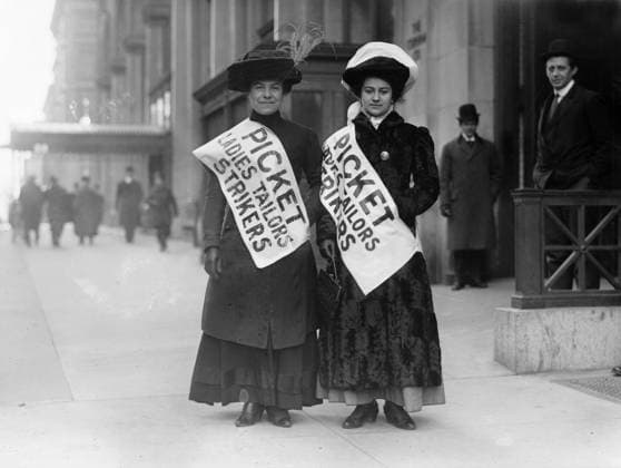 NEW YORK CITY: STRIKE, 1910. Two garment workers on a picket line during a garment worker strike in New York City, 1910.  Copyright: xGRANGERx xGRANGERx 0326500