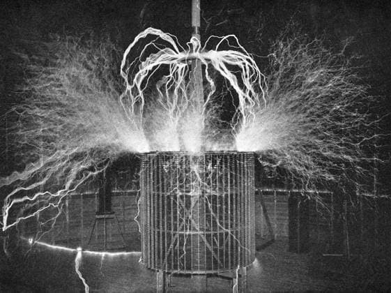 TESLA S LABORATORY, c1900. Burning the nitrogen of the atmosphere in an experiment in Nikola Tesla s laboratory in Colorado Springs, Colorado. Photograph by Dickenson V. Alley, c1900.  Copyright: xGRANGERx xGRANGERx 0526524