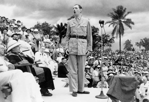 CHARLES DE GAULLE (1890-1970). French soldier and statesman. Photographed giving a speech in Brazzaville, Congo, 1944.  Copyright: xGRANGERx xGRANGERx 0526885