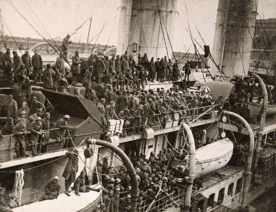 WWI: HOMECOMING, 1919. Troops of the 369th Infantry Regiment (formerly the 15th Infantry New York National Guard) returning home aboard the SS France. Photograph, 1919.  Copyright: xGRANGERx xGRANGERx 0528281