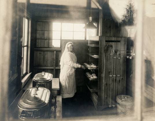 FLU PANDEMIC, 1918. The sterilizing room at the hospital camp at Emery Hill in Lawrence, Massachusetts, during the influenza pandemic. Photograph, c1918.  Copyright: xGRANGERx xGRANGERx 0529242