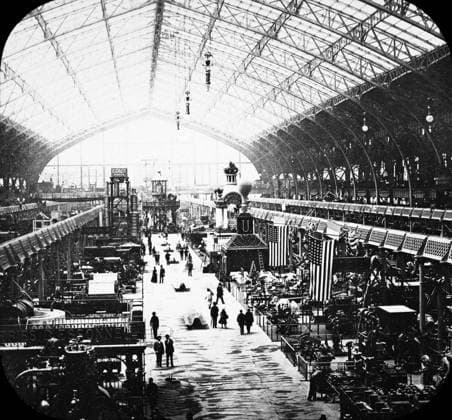 PARIS: EXPOSITION UNIVERSELLE. American section of La Galerie des machines at the Exposition Universelle, Paris, France. Photograph, 1889.  Copyright: xGRANGERx xGRANGERx 0644873