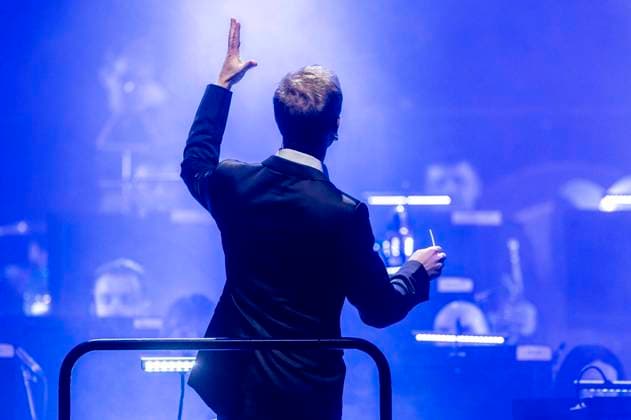 Conductor Robert Emery at the concert The Music of Hans Zimmer John Williams with the Kyiv Camerata National Presidential Orchestra in the Messehalle Erfurt, 28 03 2024 Foto:xM.xKremerx xFuturexImagex zimmer_williams_4303