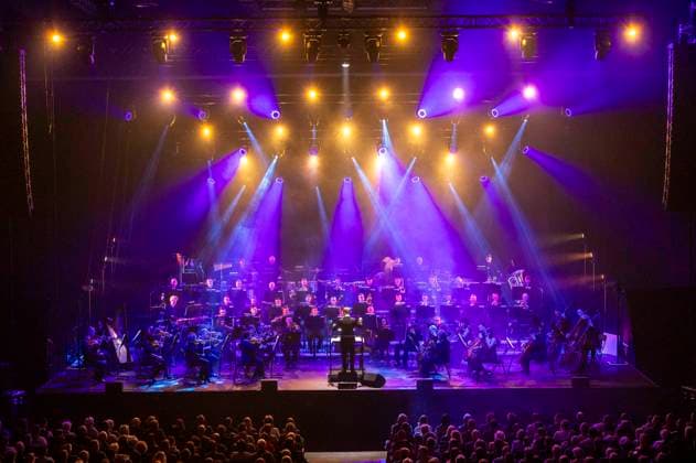 Concert The Music of Hans Zimmer John Williams with the Kyiv Camerata National Presidential Orchestra conducted by Robert Emery in the Messehalle Erfurt, 28 03 2024 Foto:xM.xKremerx xFuturexImagex zimmer_williams_4315