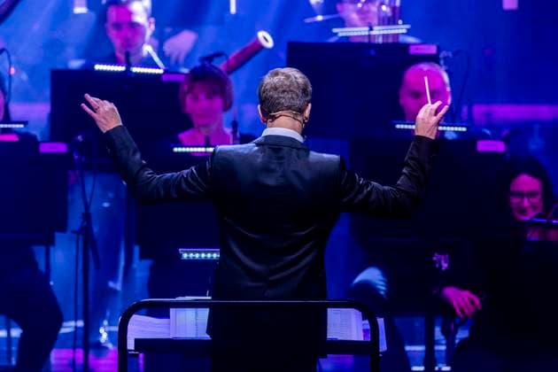 Conductor Robert Emery at the concert The Music of Hans Zimmer John Williams with the Kyiv Camerata National Presidential Orchestra in the Messehalle Erfurt, 28 03 2024 Foto:xM.xKremerx xFuturexImagex zimmer_williams_4321
