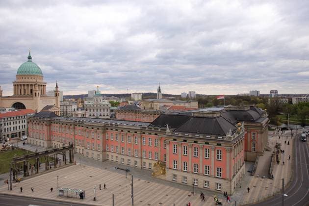 Der Brandenburger Landtag in Potsdam, 28. März 2024. Links die Nikolaikirche und die Ringerkolonnade. Landtag Brandenburg *** The Brandenburg State Parliament in Potsdam, March 28, 2024 On the left, the Nikolaikirche and the Ringerkolonnade Brandenburg State Parliament