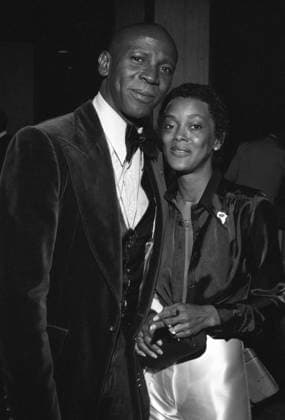 Louis Gossett Jr at the 1978 NAACP Image Awards June 9, 1978. Featuring: Louis Gossett Jr. Where: Los Angeles, California, United States When: 09 Jun 1978 Credit: Media Punch INSTARimages EDITORIAL USE ONLY. NOT FOR USE BY NEWSPAPERS BASED IN THE UK. Copyright: xRalphxDominguez MediaPunchx instar53606772