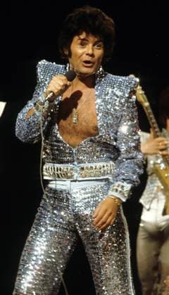 GARY GLITTER GARY GLITTER IN CONCERT. CIRCA 1970 S. , Credit:Anwar Hussein Avalon 0542490312