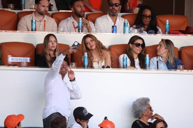 MIAMI GARDENS, FLORIDA - MARCH 31: Colombian Singer Shakira watches from the VIP Suites Jannik Sinner from Italy defeat Grigor Dimitrov from Bulgaria in the men s single finals of 2024 Miami Open at Hard Rock Stadium on March 31, 2024 in Miami Gardens, Florida....People: Shakira Miami Gardens United States Of America - ZUMAs214 20240331_aba_s214_056 Copyright: xSMGx