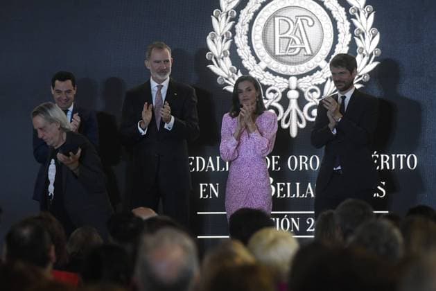 Spanish Kiing Felipe VI and Queen Letizia during the delivery of gold medals for merit in the fine arts 2022 in Cadiz on Wednesday, 3 April 2024. Cordon Press 