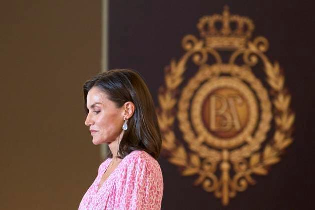 03-04-2024 Spain Queen Letizia attend the gold medals for Merit in the fine arts 2022 at the Cadiz congress palace in Cadiz. No Spain Â  Copyright: xPPEx