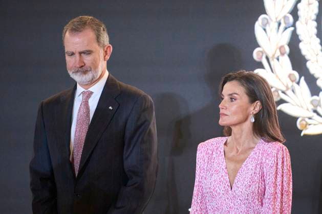 Entertainment Bilder des Tages 03-04-2024 Spain Queen Letizia and King Felipe attend the gold medals for Merit in the fine arts 2022 at the Cadiz congress palace in Cadiz. No Spain Â  Copyright: xPPEx