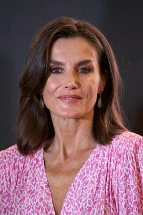03-04-2024 Spain Queen Letizia attend the gold medals for Merit in the fine arts 2022 at the Cadiz congress palace in Cadiz. No Spain Â  Copyright: xPPEx