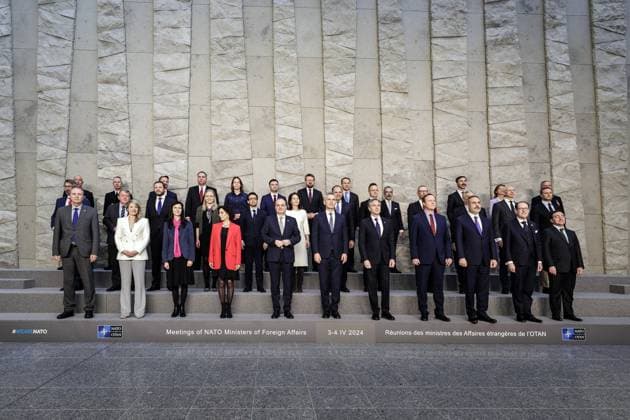 Bilder des Jahres 2024, News 04 April News Themen der Woche KW14 News Bilder des Tages Familienfoto im Rahmen des Treffens der NATO-Aussenministerinnen und -Aussenminister. Bruessel, 03.04.2024. Fotografiert im Auftrag des Auswaertigen Amtes. Bruessel Berlgien *** Family photo in the context of the meeting of NATO Foreign Ministers Brussels, 03 04 2024 Photographed on behalf of the Foreign Office Brussels Belgium Copyright: xJaninexSchmitzxAAxphotothek.dex