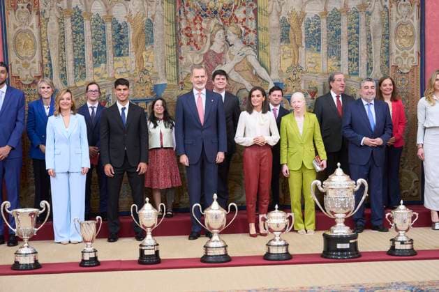 05-04-2024 Madrid Queen Letizia and King Felipe with Carlos Alcaraz , Susana Rodriguez , Jordan Diaz , Izan Almansa and Ester Ledecka attend the 2022 national sports awards at the El Pardo palace in Madrid. No Spain Â  Copyright: xPPEx